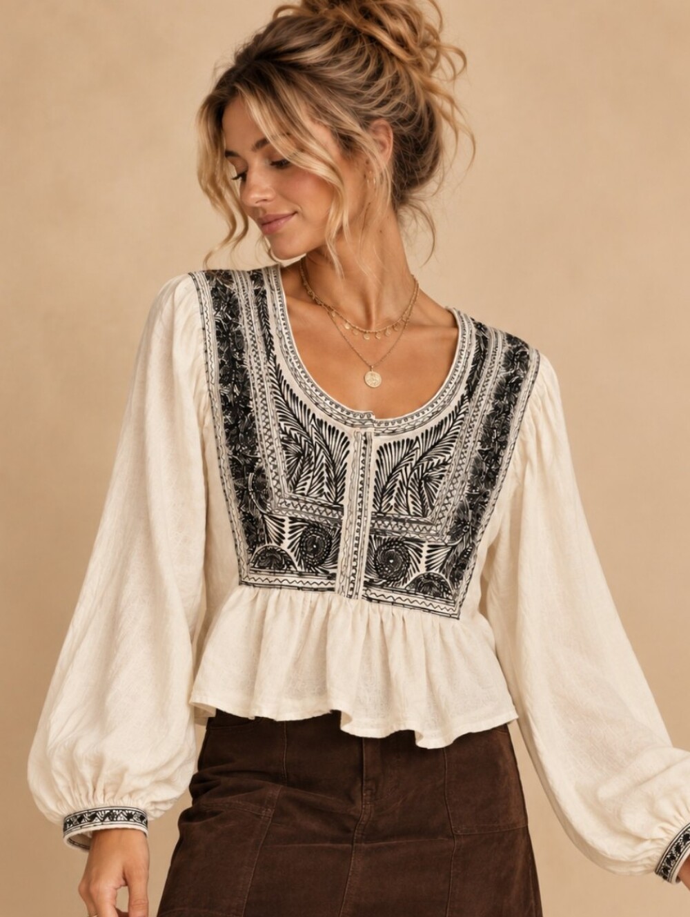 Free People Embroidered Boho Peasant Blouse Small White Black EUC